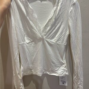 White Lace Trim Long Sleeve V-Neck Top